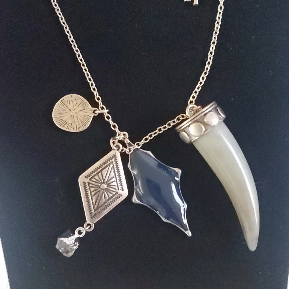 Free People Zella Layered Necklace/Gold - Picture 8 of 11